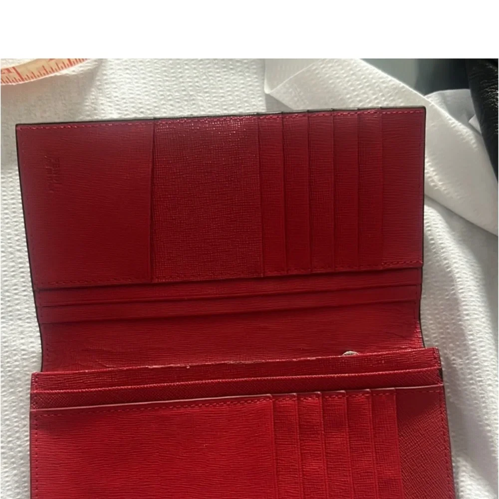 FENDI BAG BUGS WALLET PREOWNED EXTREMELY RARE! - Picture 14 of 14